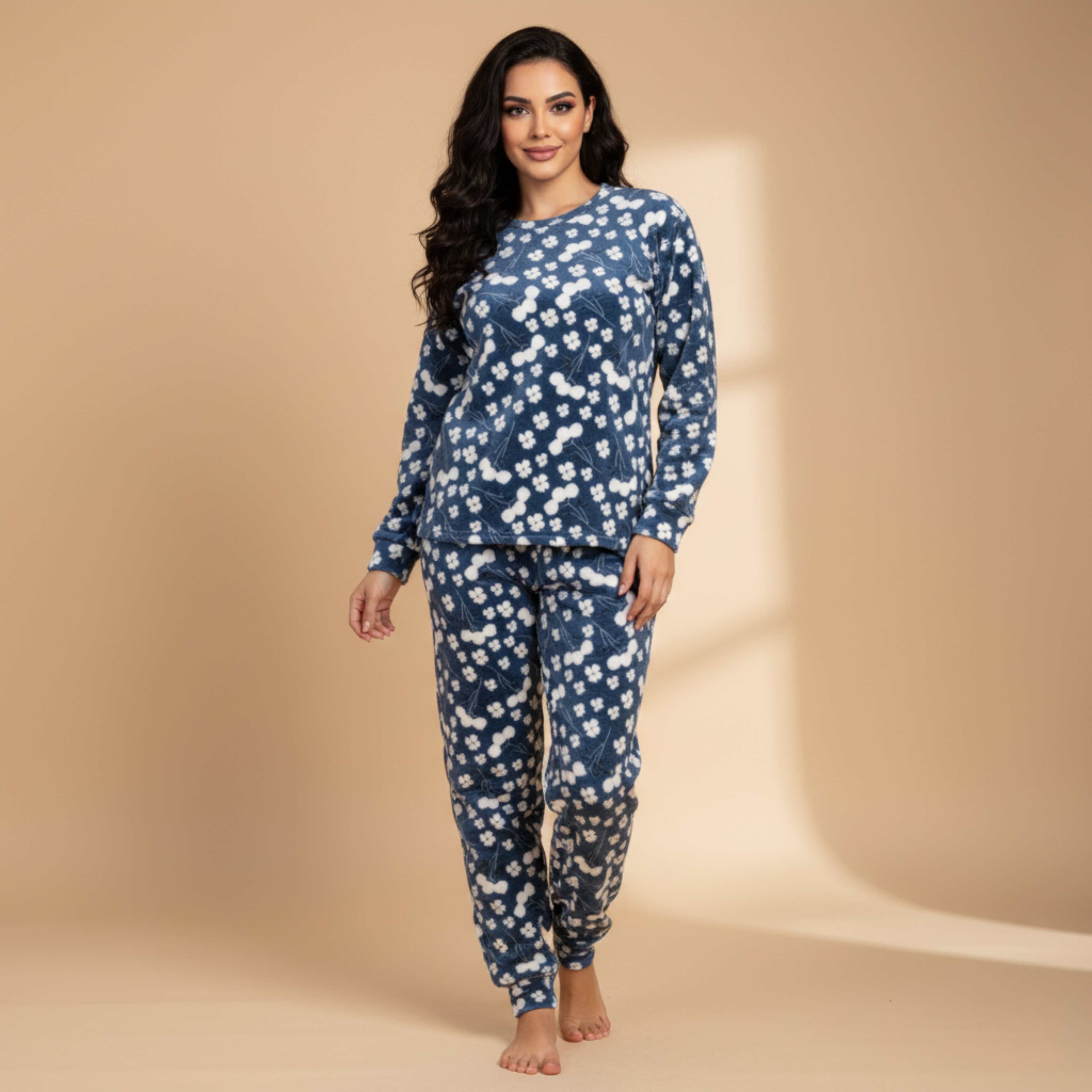 بيجامات قلوب بيضاء نسائية