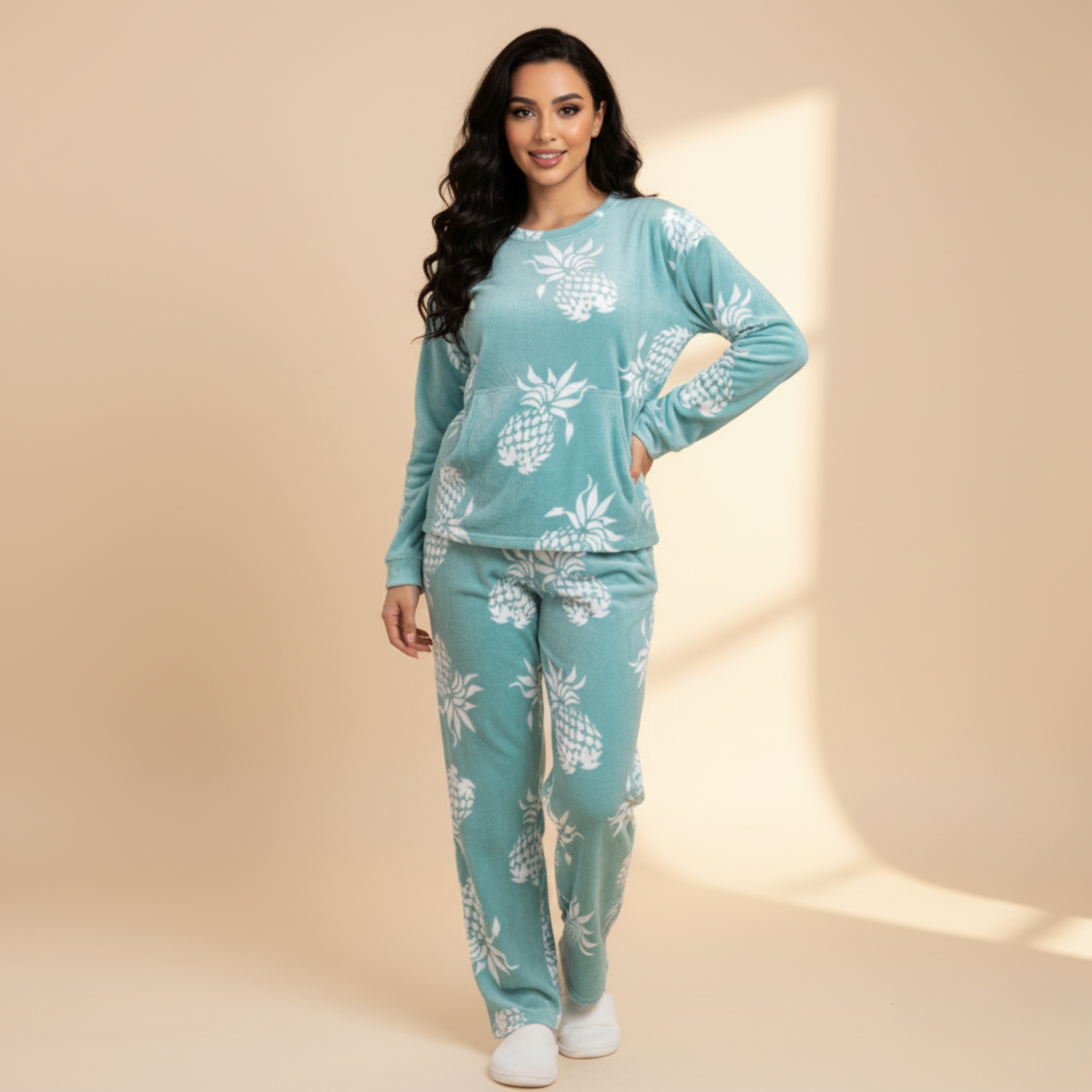 بيجامات قلوب بيضاء نسائية