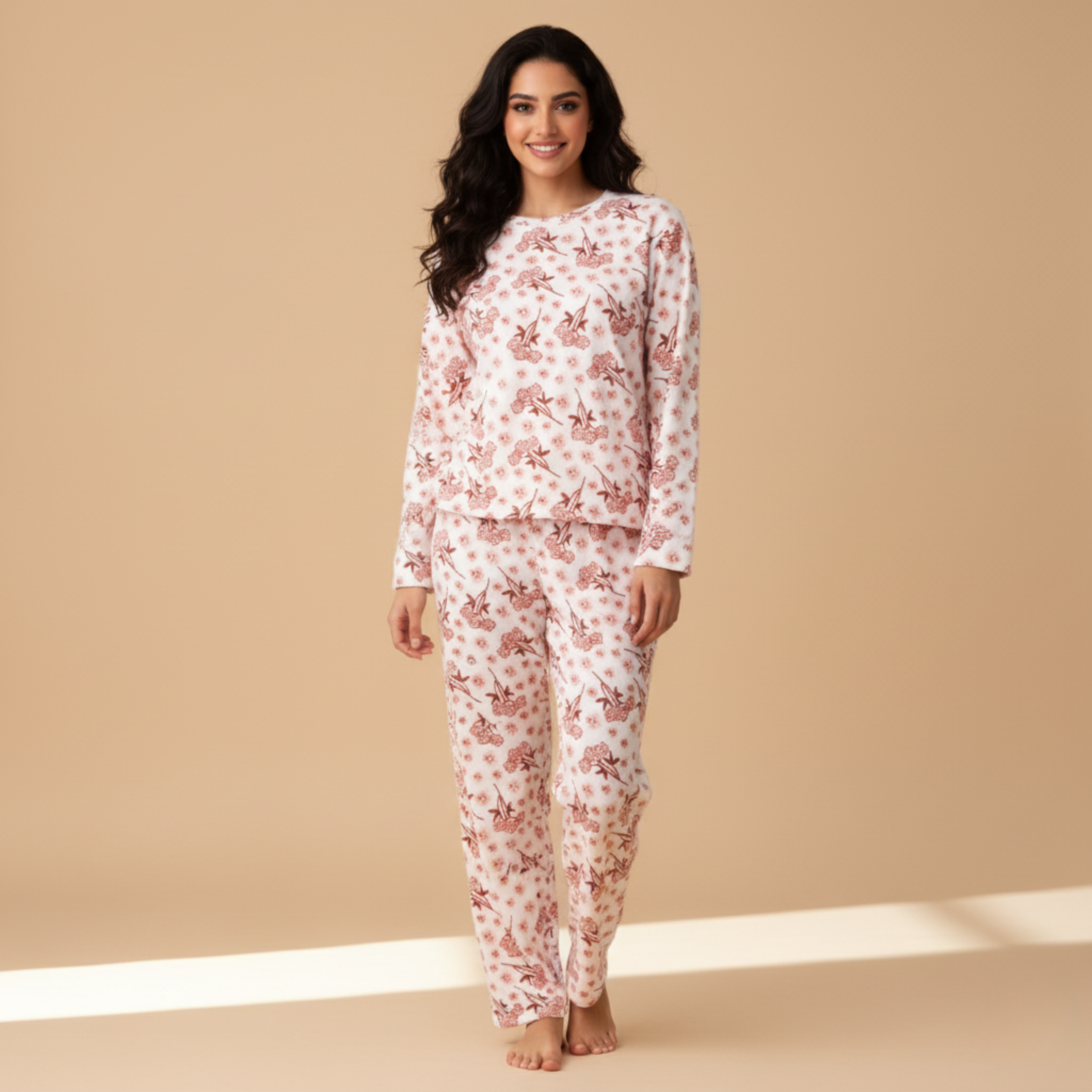 بيجامات قلوب بيضاء نسائية