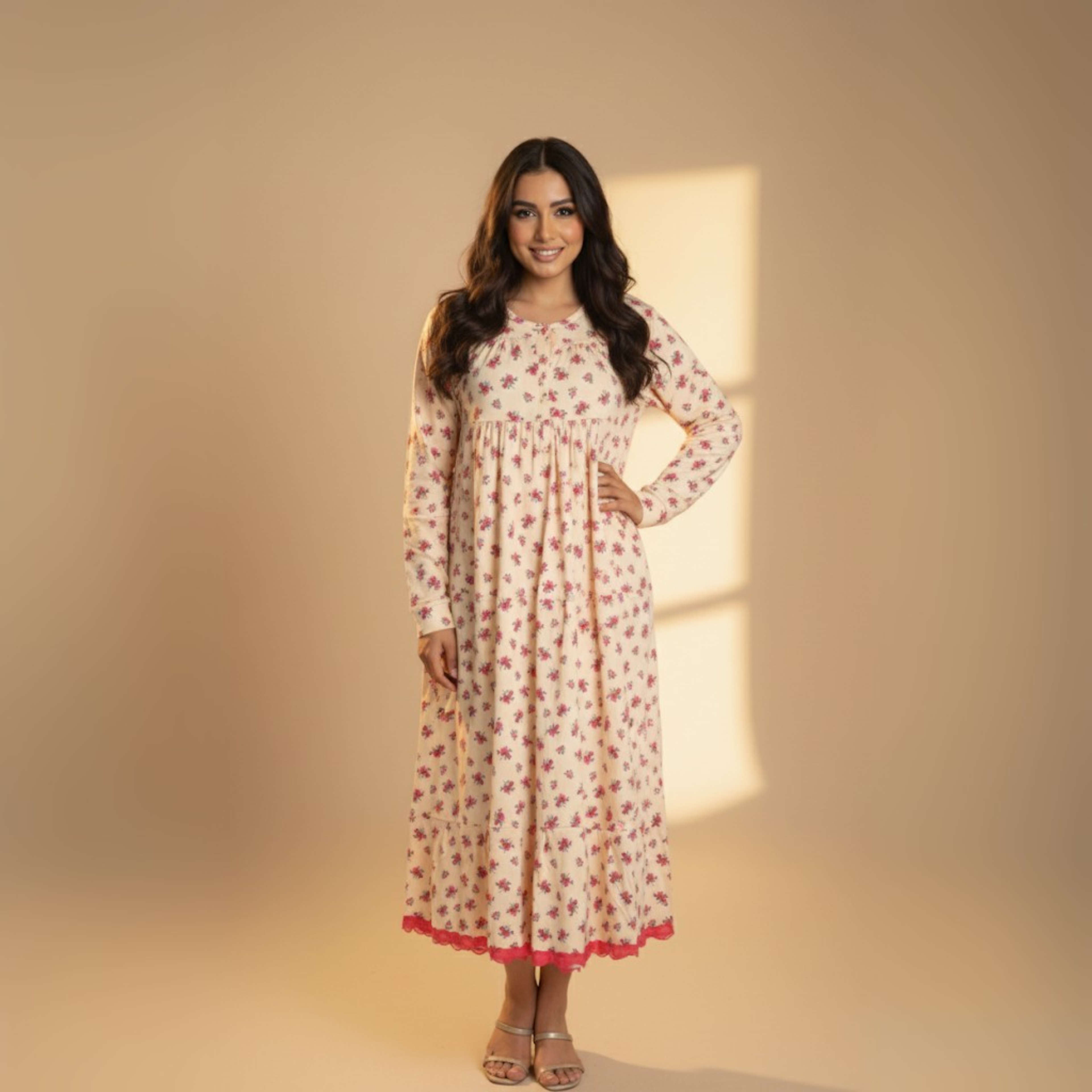 فستان نوم بزهور الخوخ