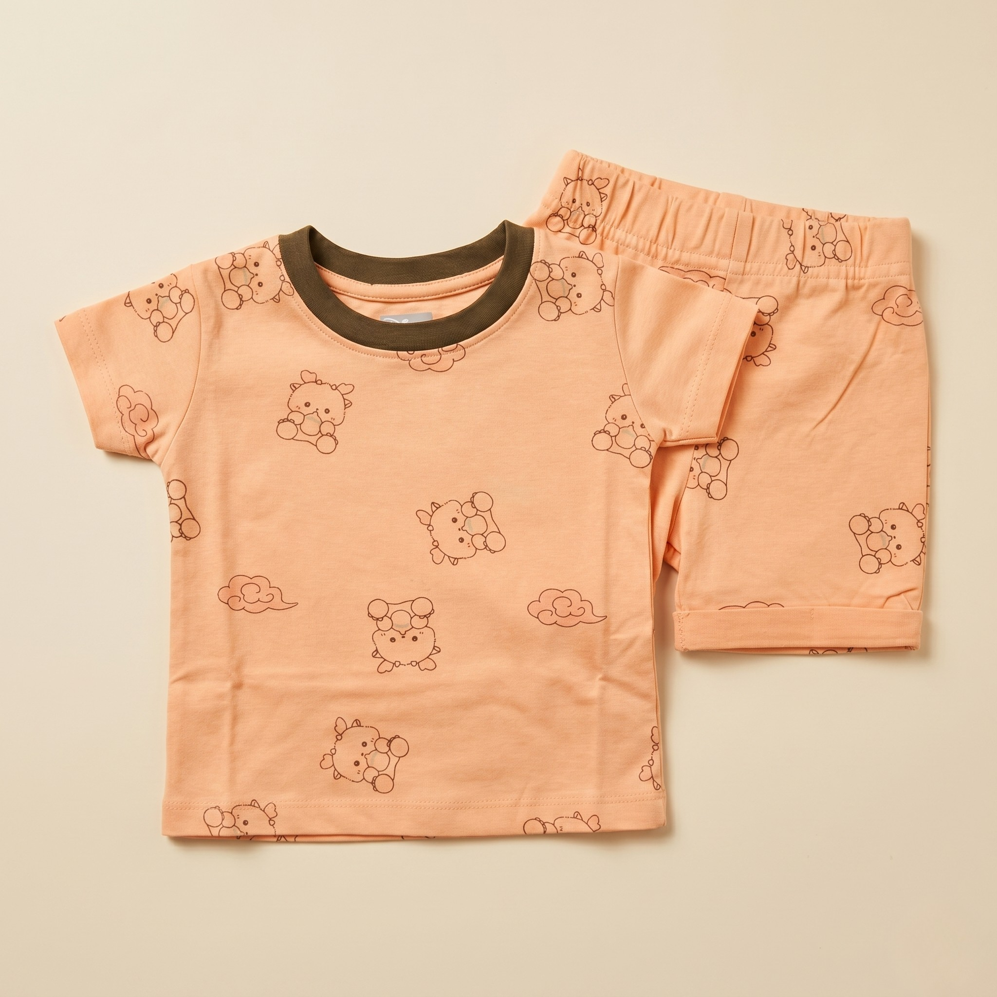 Kitty Feeding Baby Bermuda Set