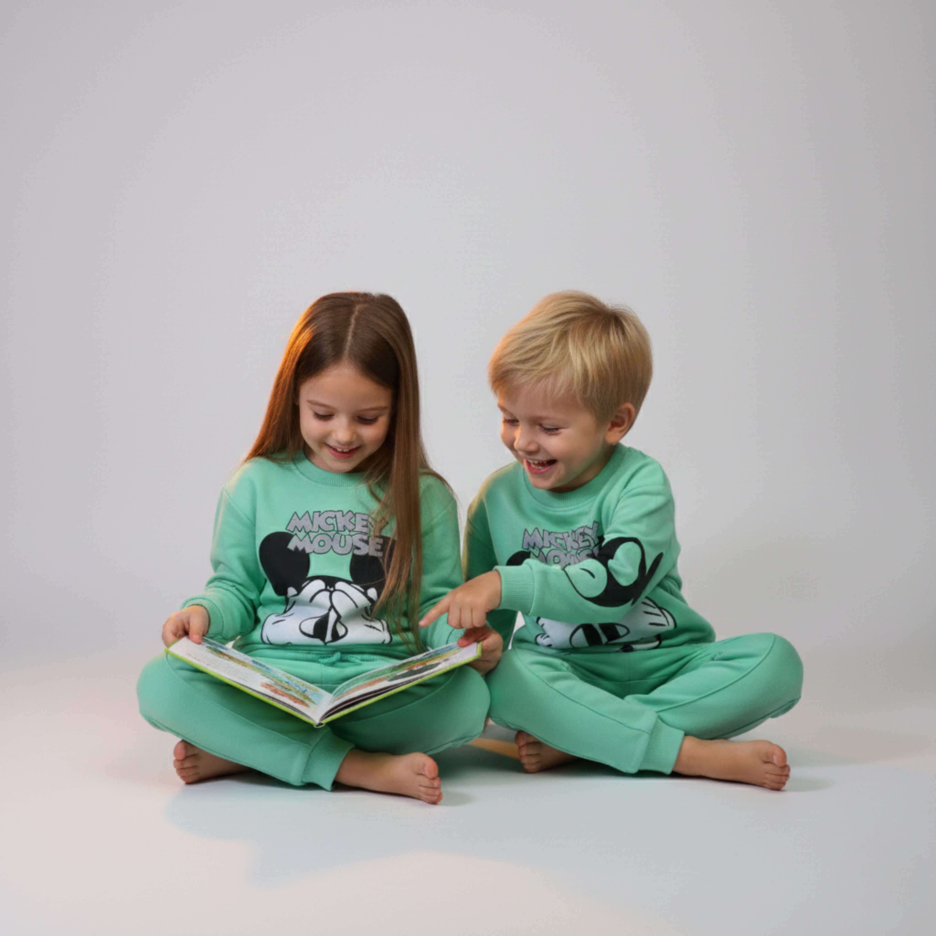 بيجامة كات ماري الوردية بأكمام طويلة (بنات)