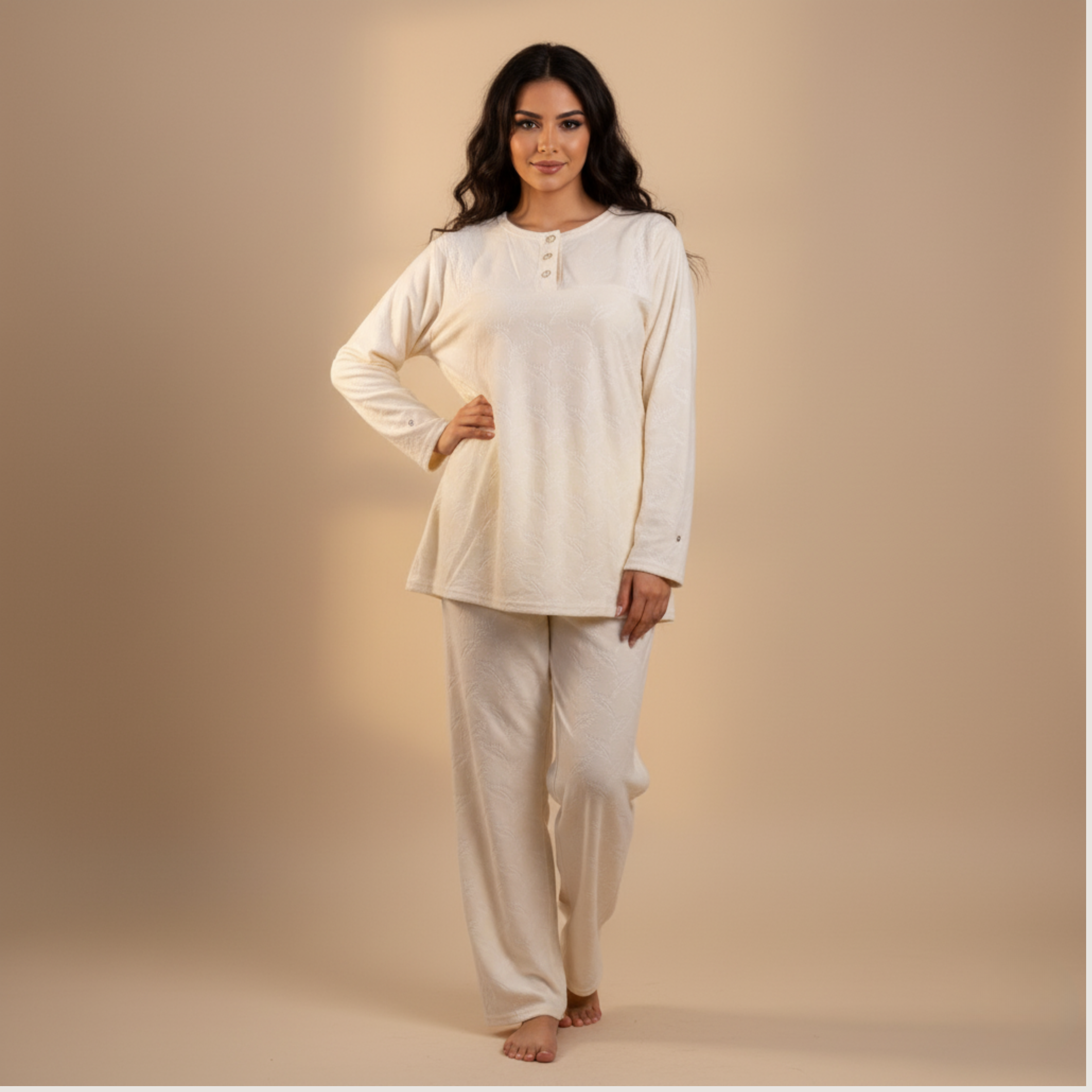 بيجامات قلوب بيضاء نسائية