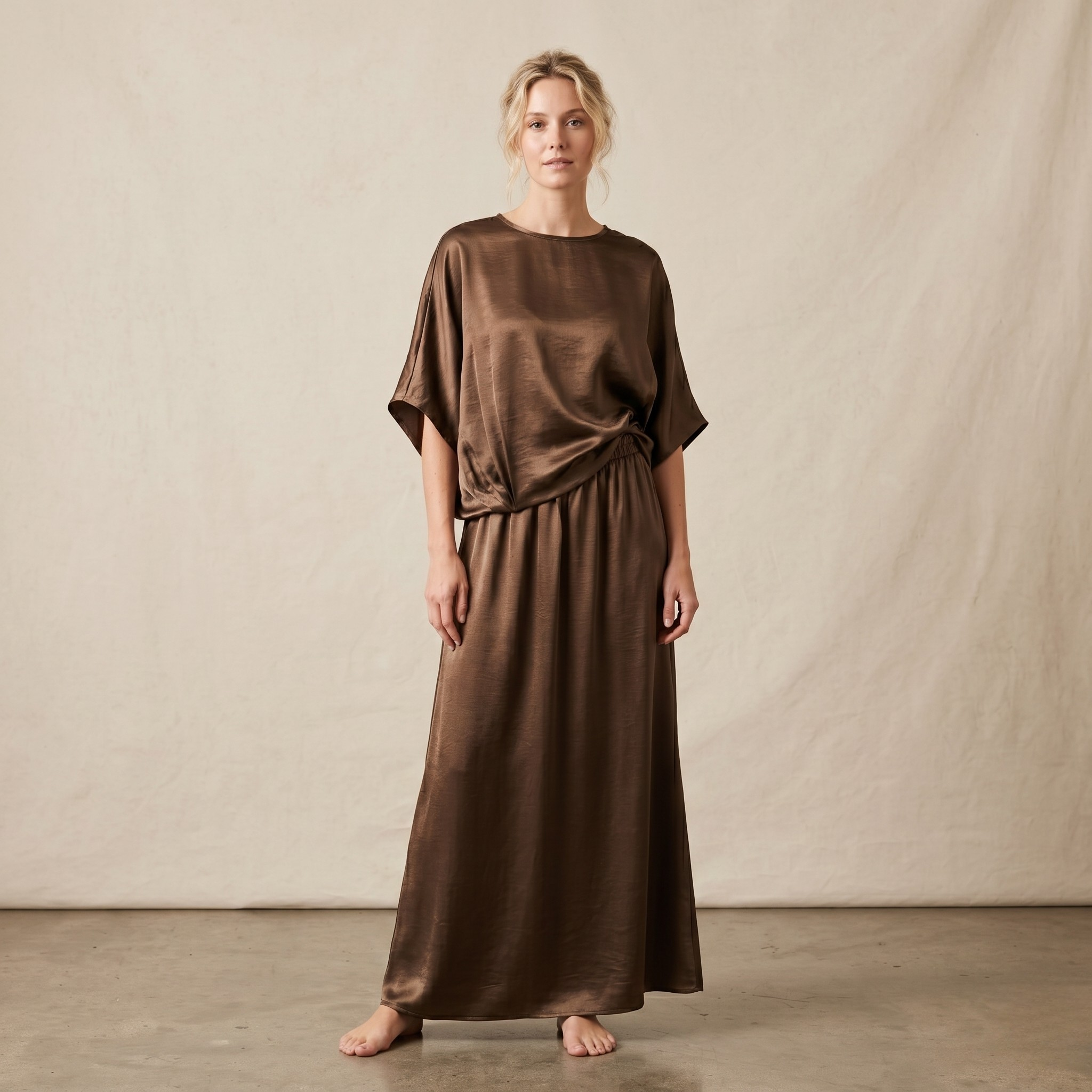 طقم نسائي قطعتين 7121