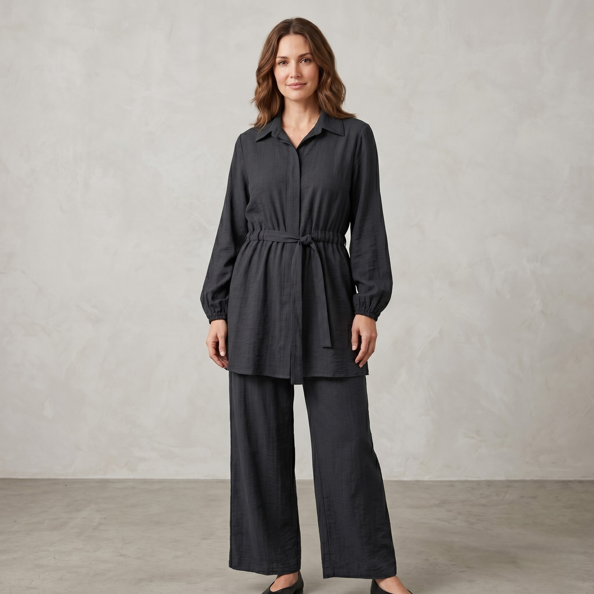 طقم نسائي قطعتين 7089