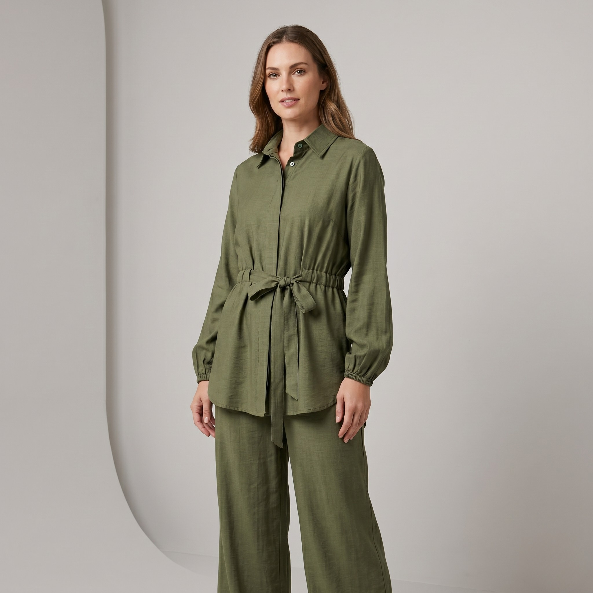 طقم نسائي قطعتين 7089