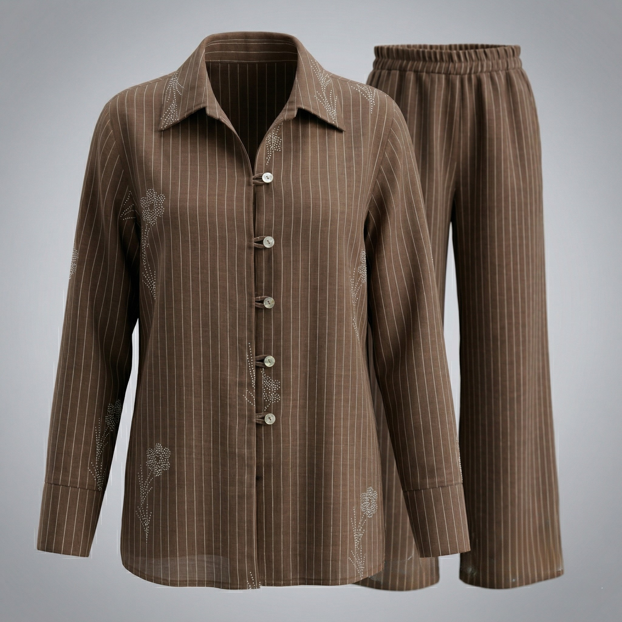 طقم نسائي قطعتين 2002