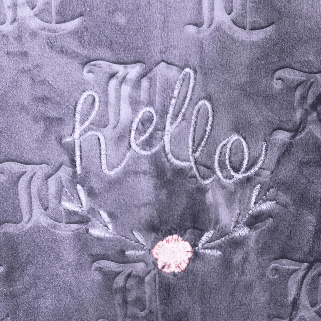 بيجامات قلوب بيضاء نسائية