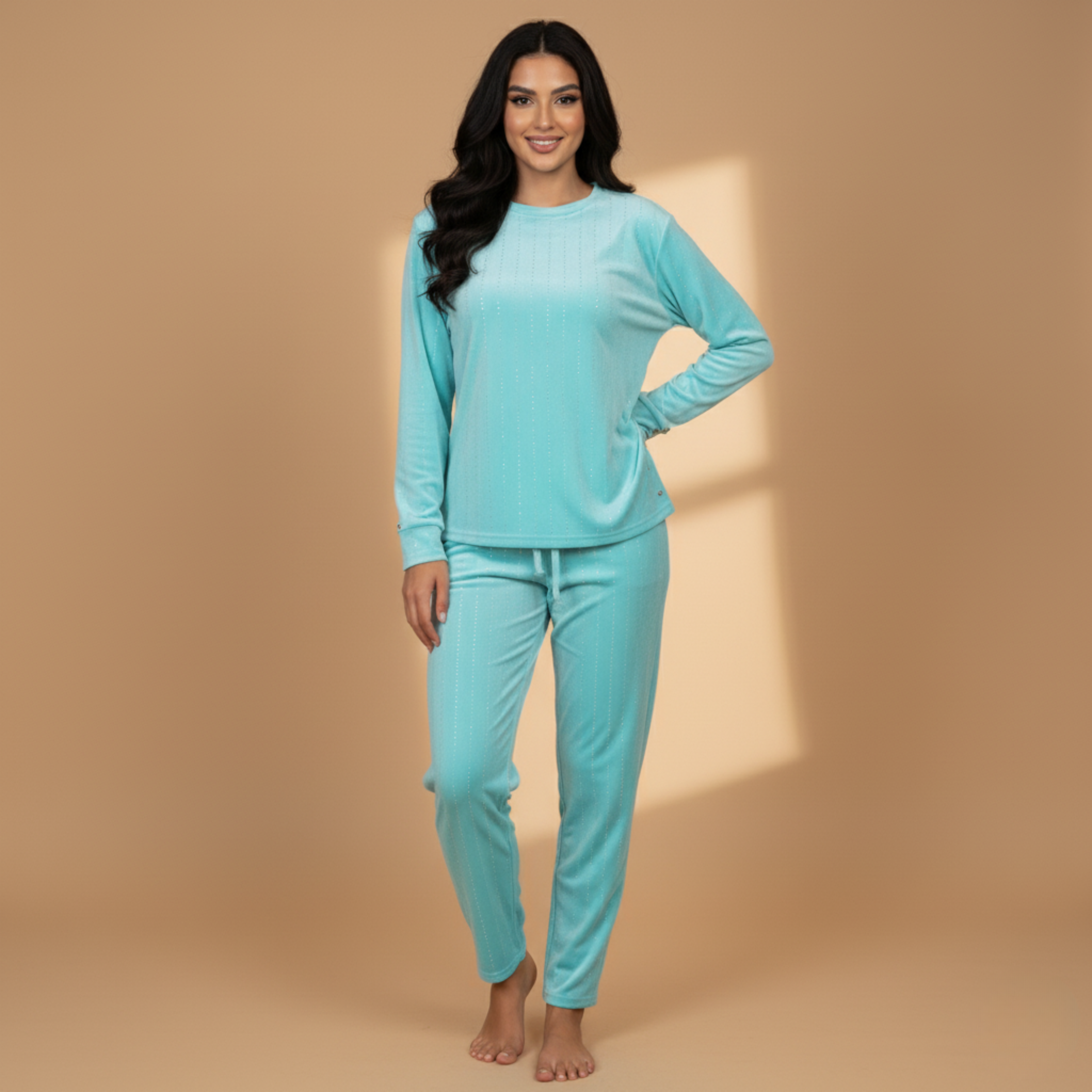 بيجامات قلوب بيضاء نسائية