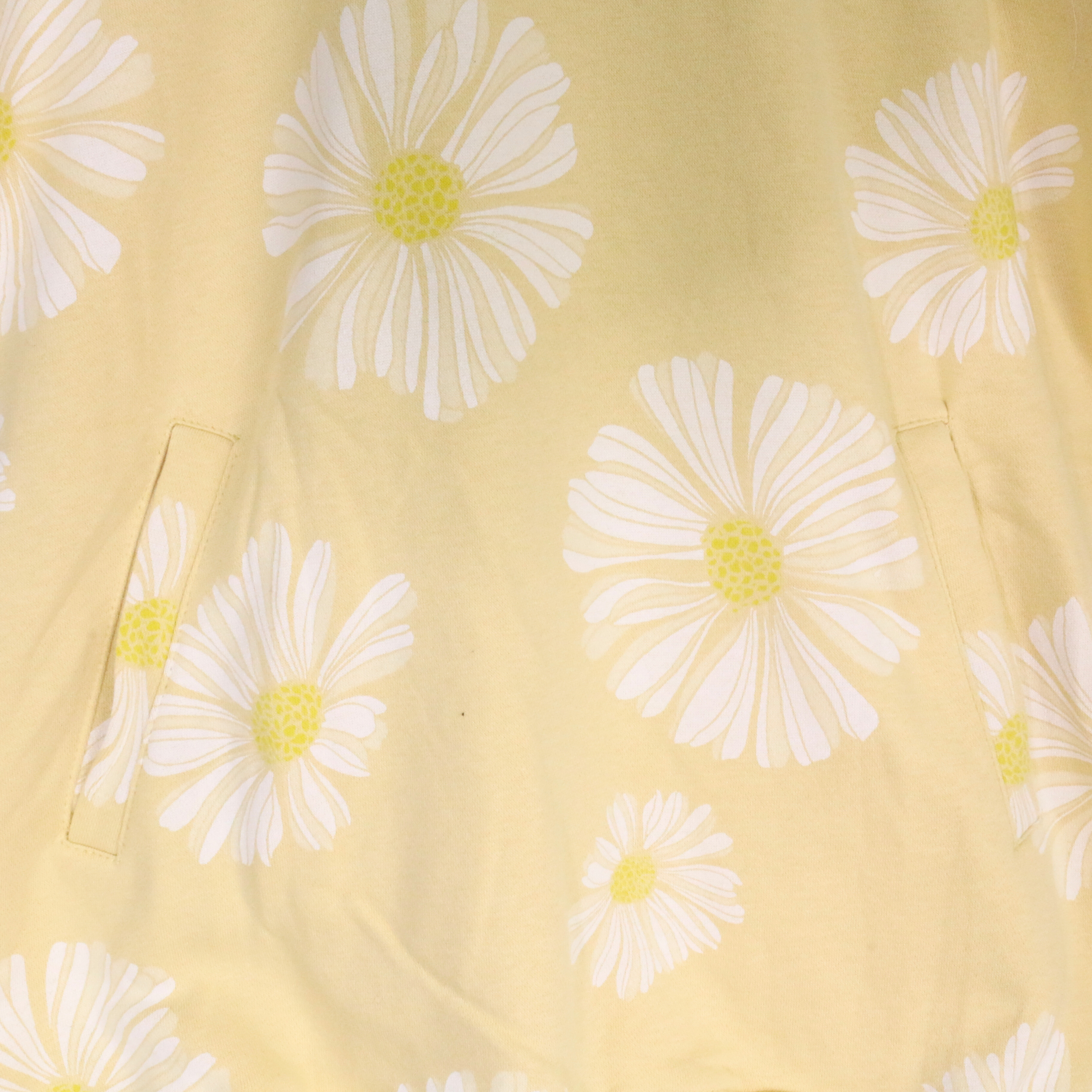 بيجامات قلوب بيضاء نسائية