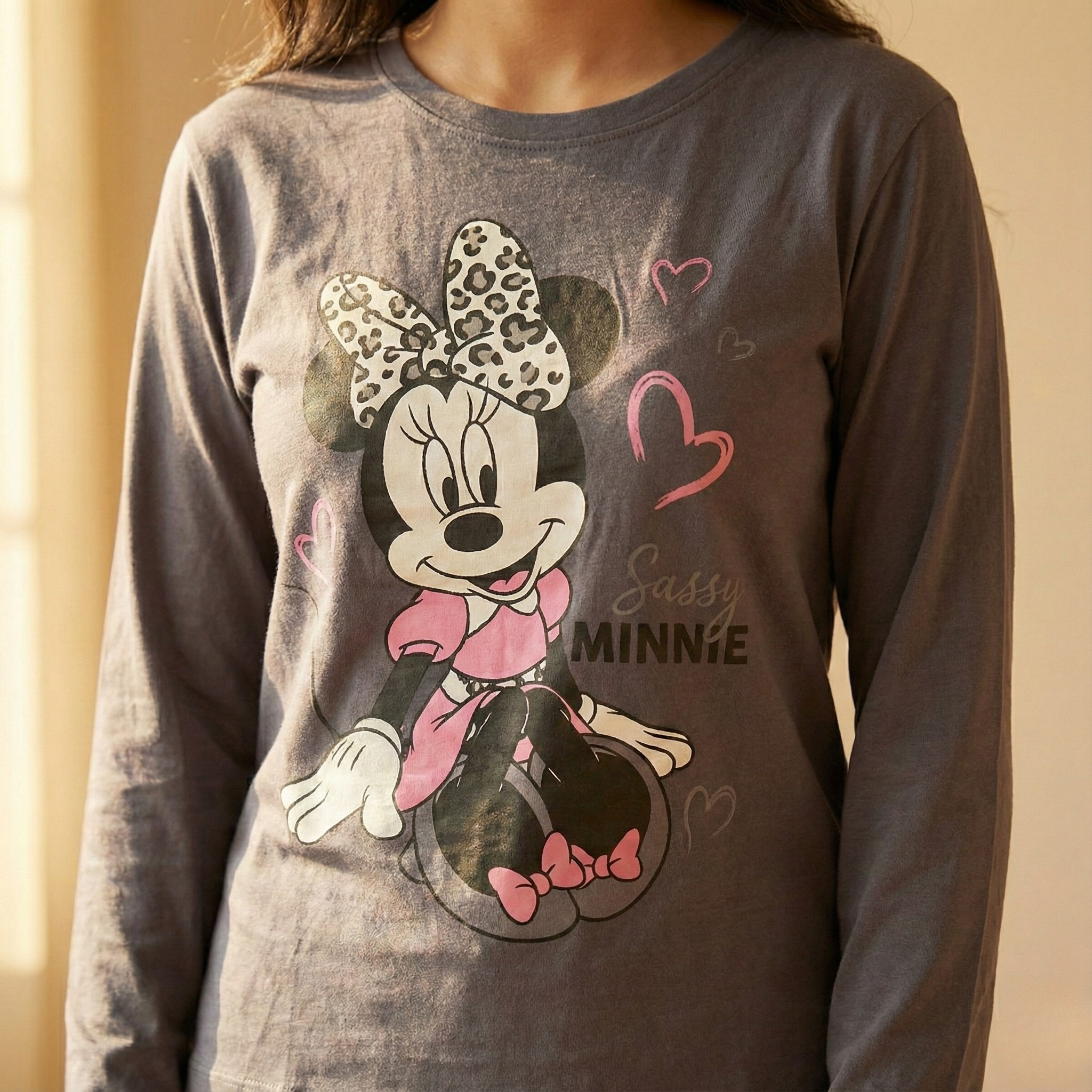 بيجامات قلوب بيضاء نسائية