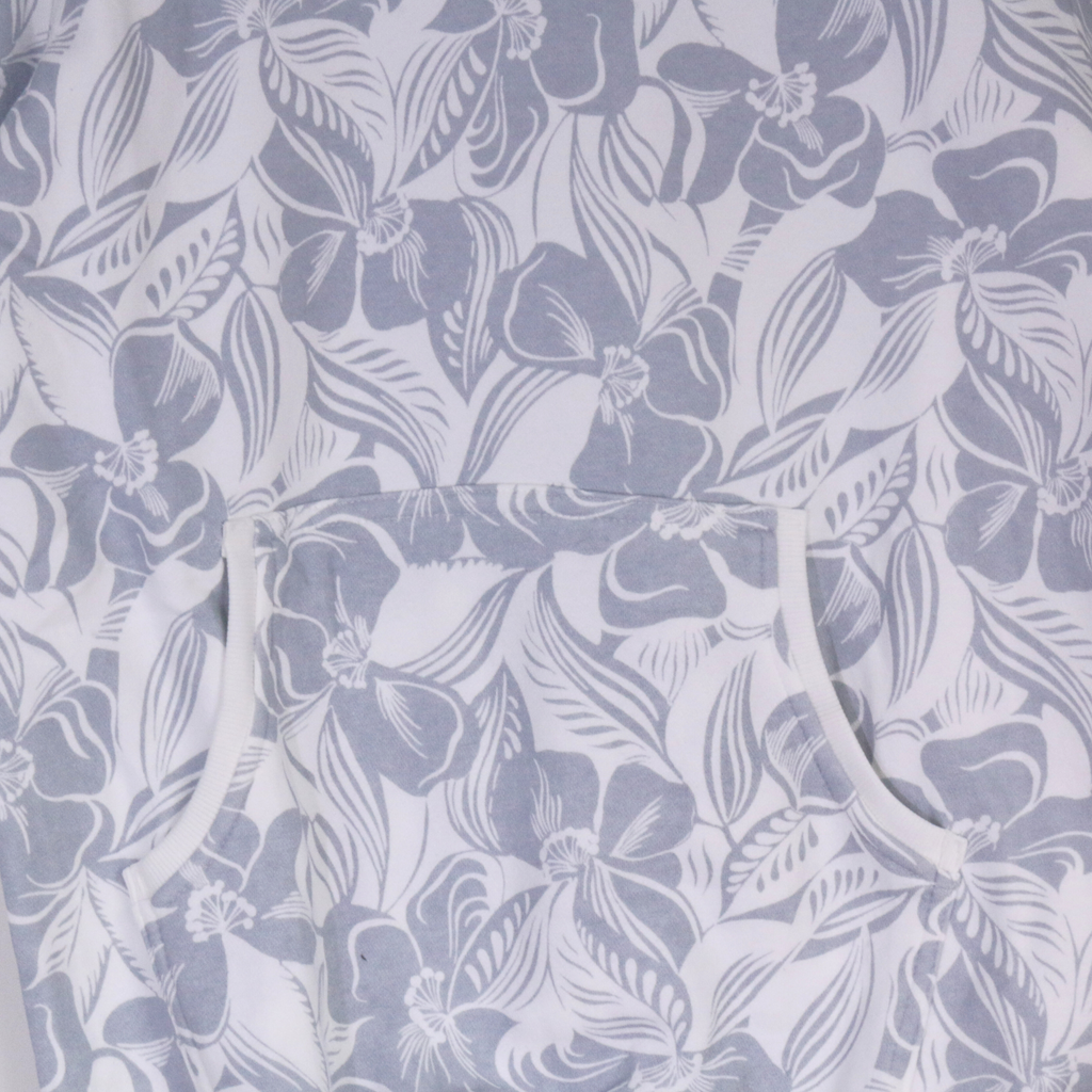 بيجامات قلوب بيضاء نسائية