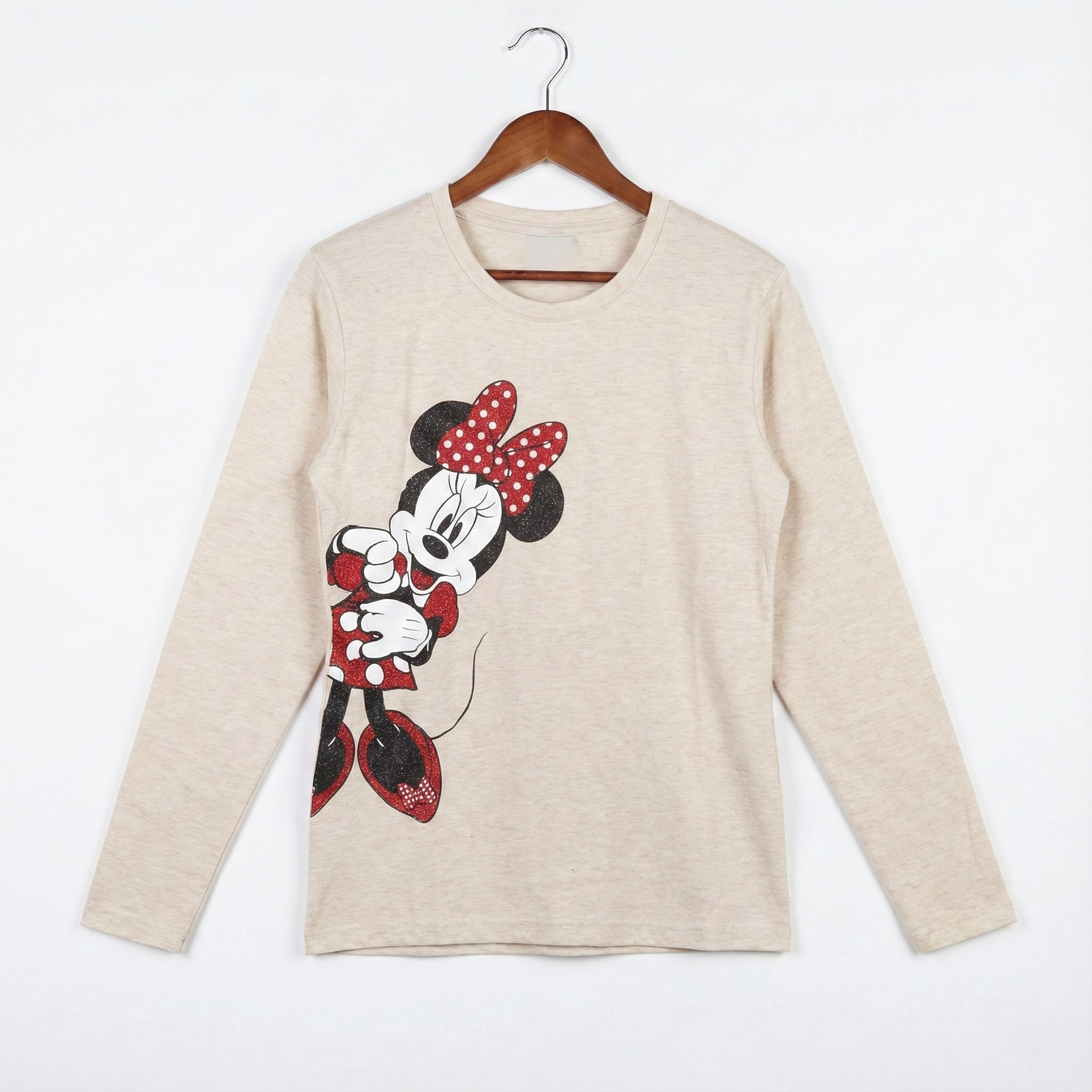 بيجامات قلوب بيضاء نسائية