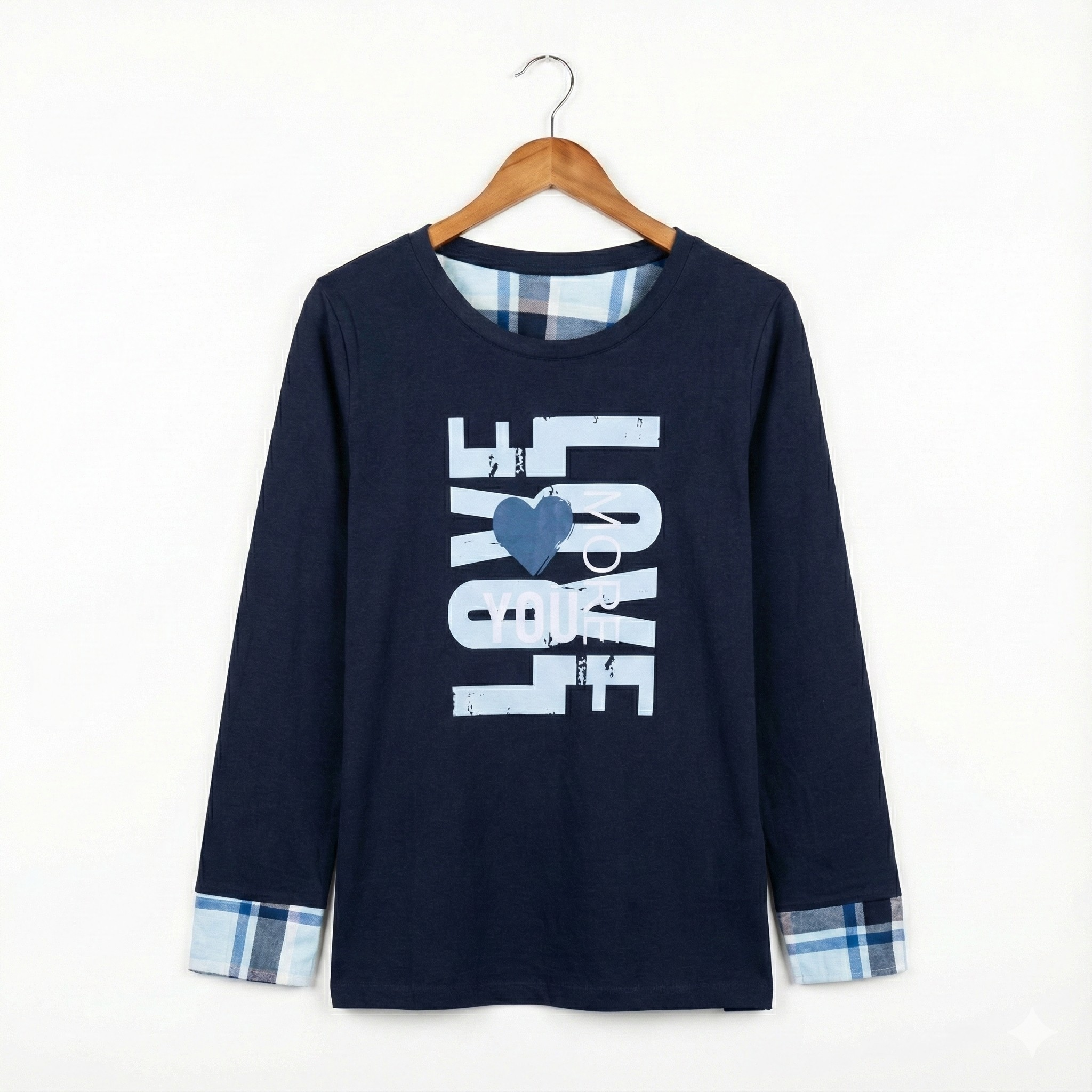 بيجامات قلوب بيضاء نسائية