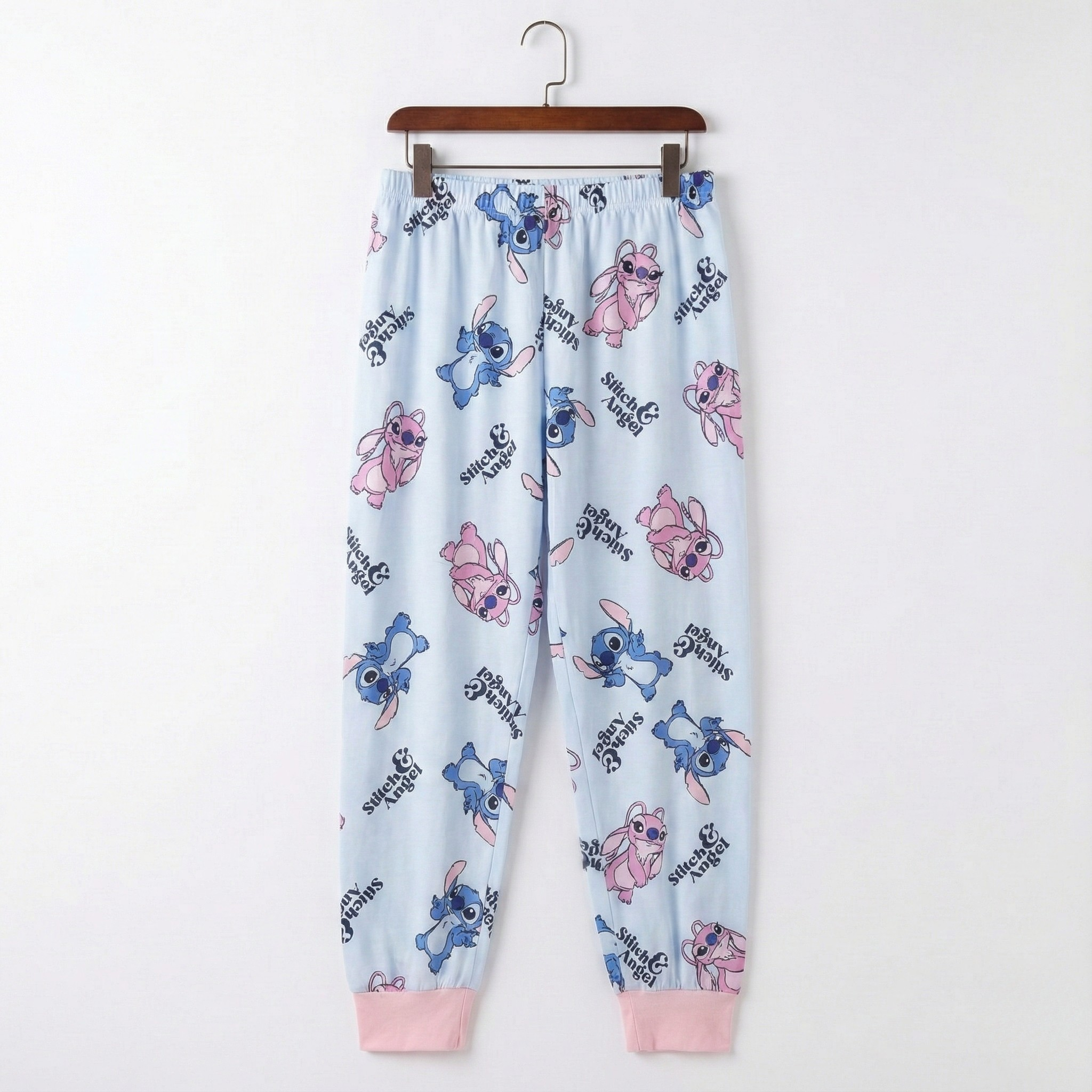 بيجامات قلوب بيضاء نسائية