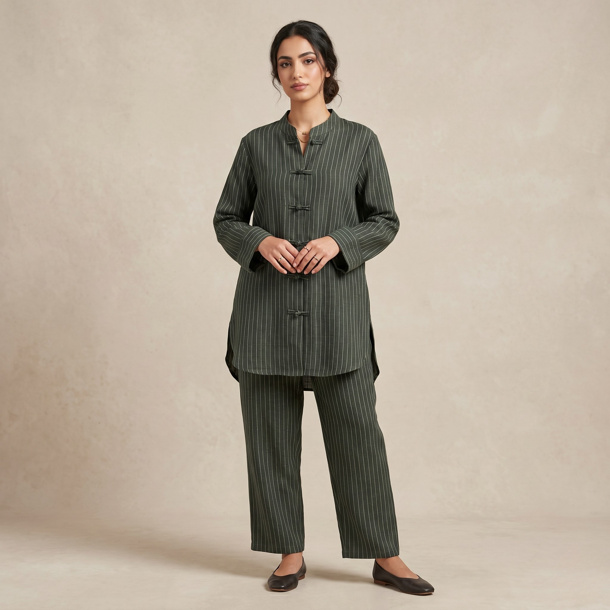 طقم نسائي من قطعتين P139