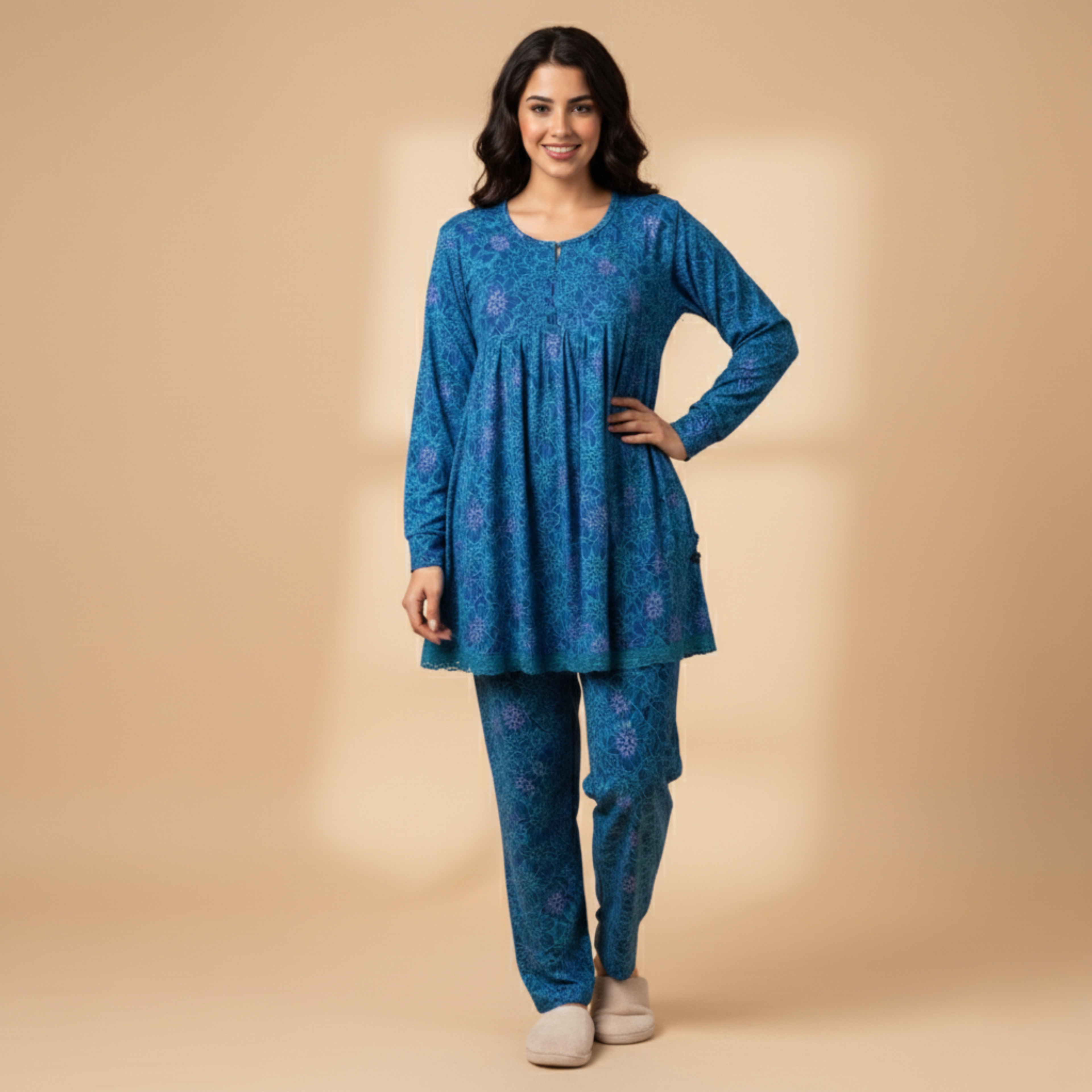 بيجامات نسائية من زهور أعماق البحار