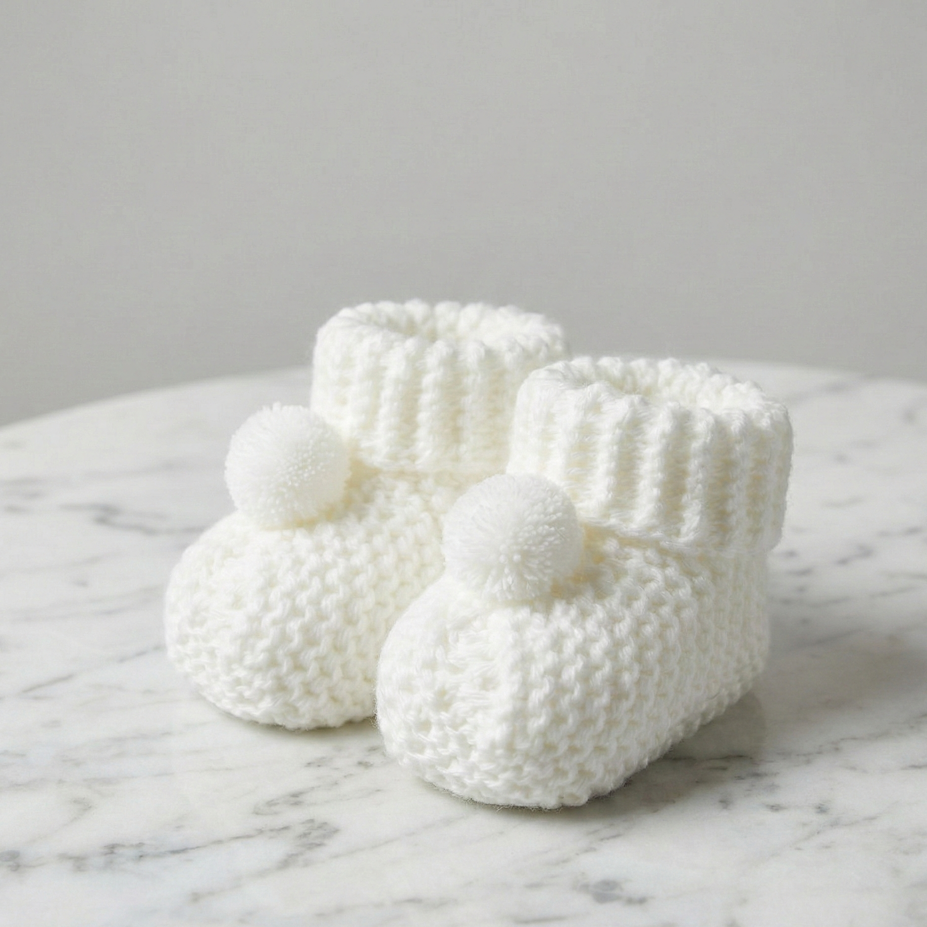 GIRLS BABY SHOE SOCKS WHITE