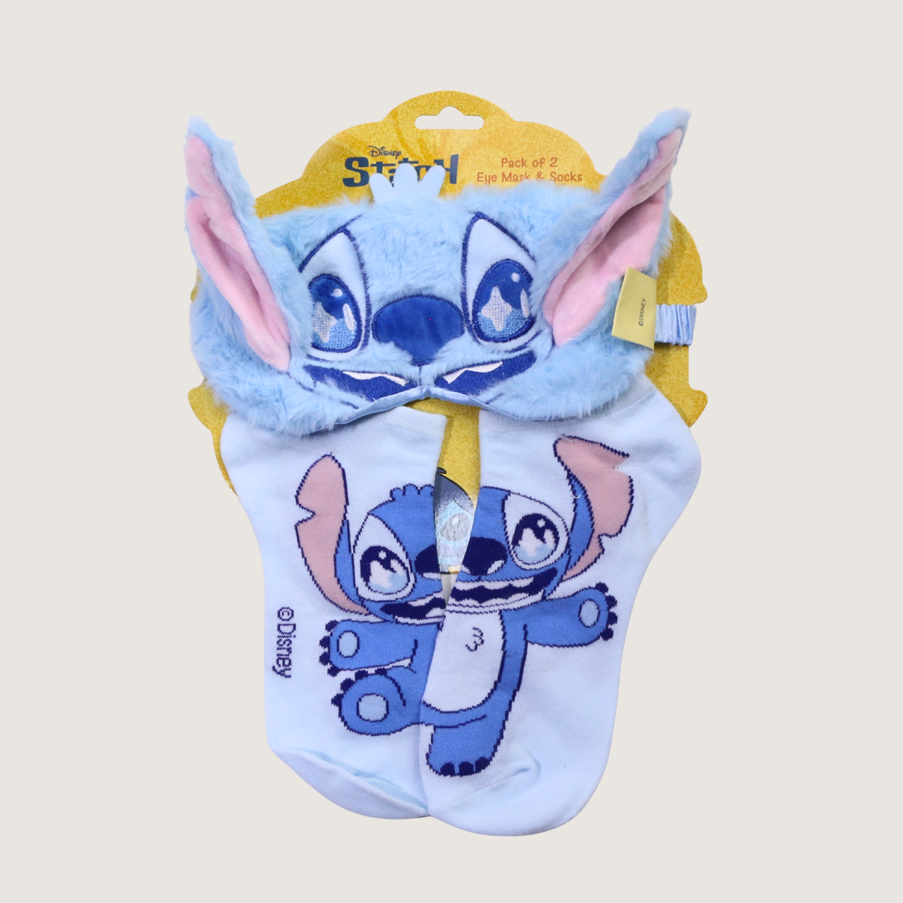 جوارب وكمامة عين ستيتش