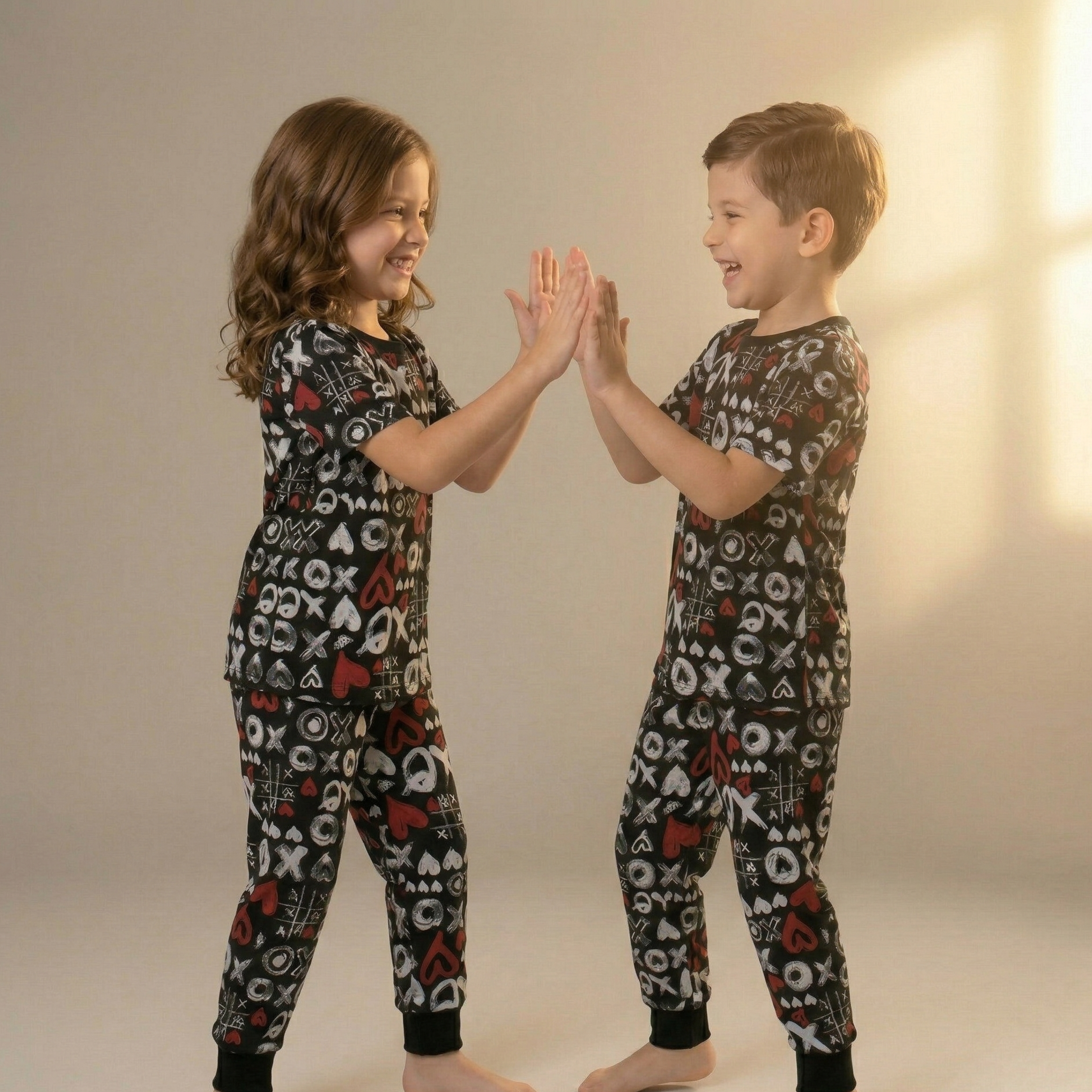 XO hearts L/S Pajamas (Unisex)