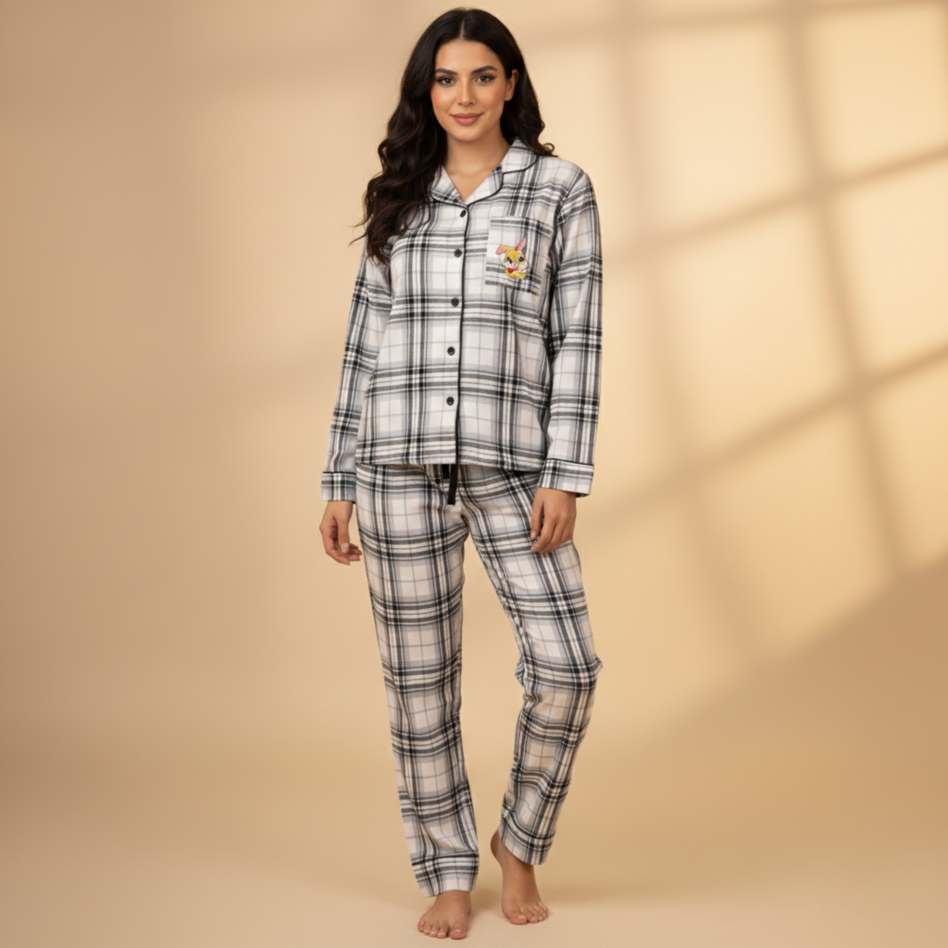 بيجامات قلوب بيضاء نسائية